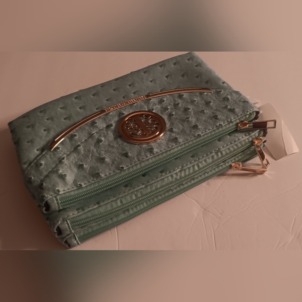 Women's Ostrich Crossbody/Wristlet Bag, Green - Picture 7 of 7